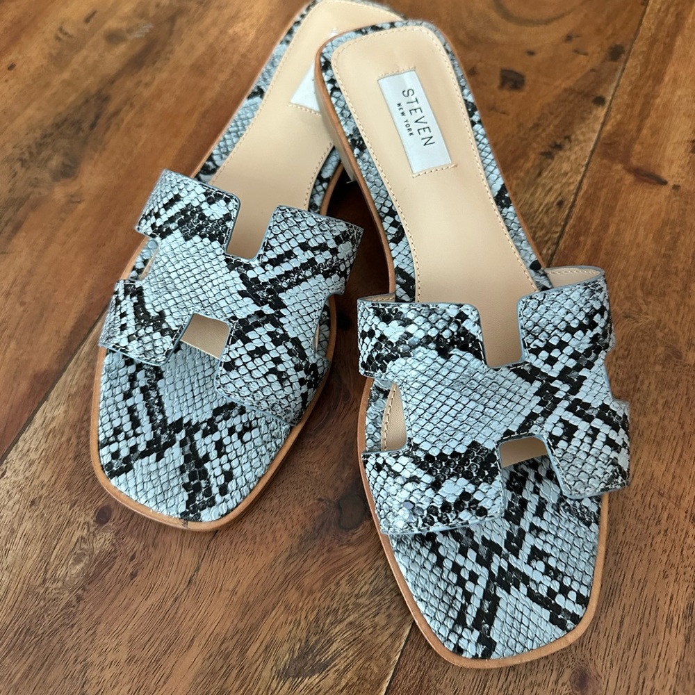 ☀️ New! STEVEN By Steve Madden Slide Leather Sandals in Snake Print